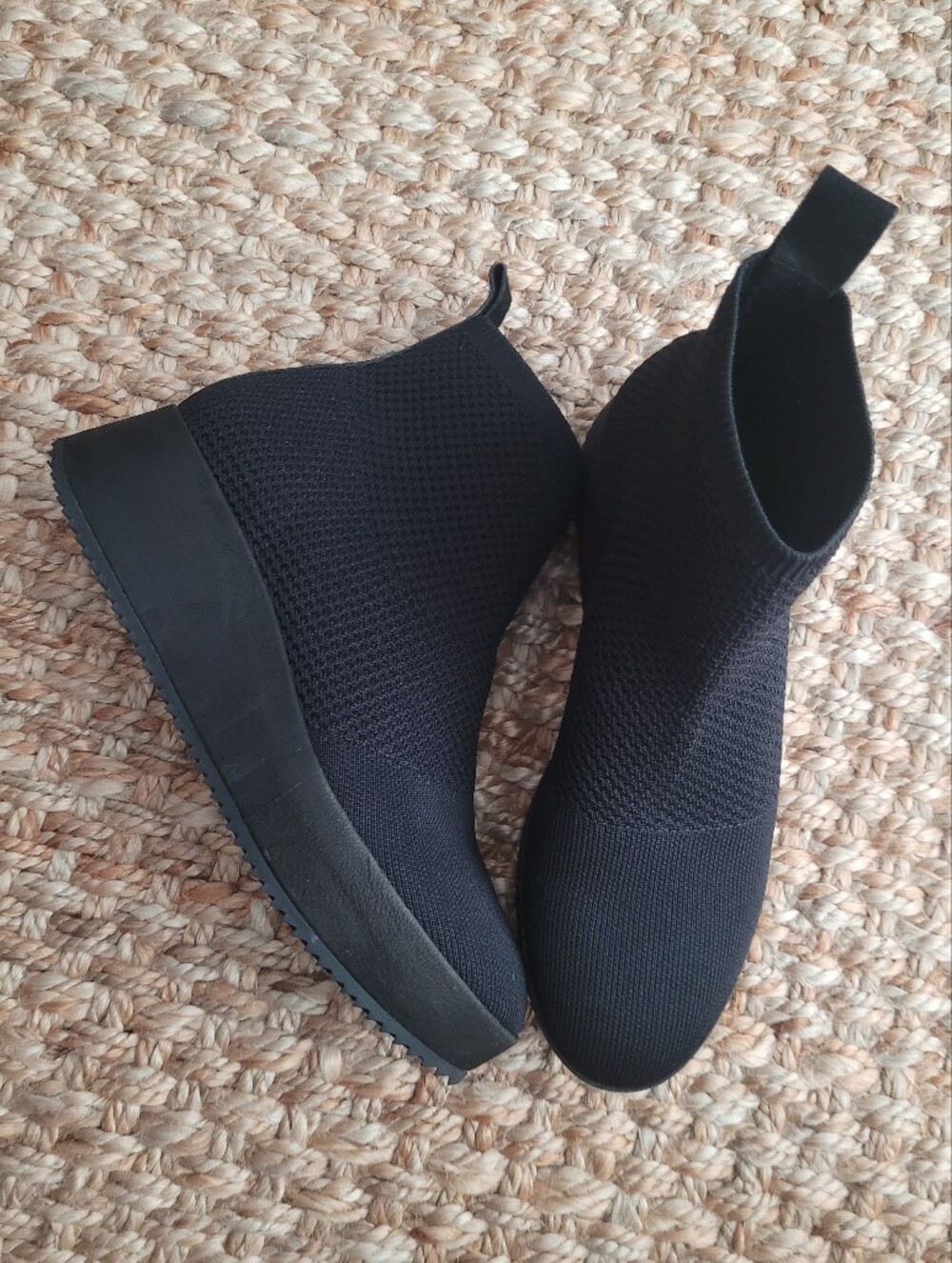 Eileen Fisher Black Stretch Knit Platform Sock Booties Ankle Boots Size 8 Wedge